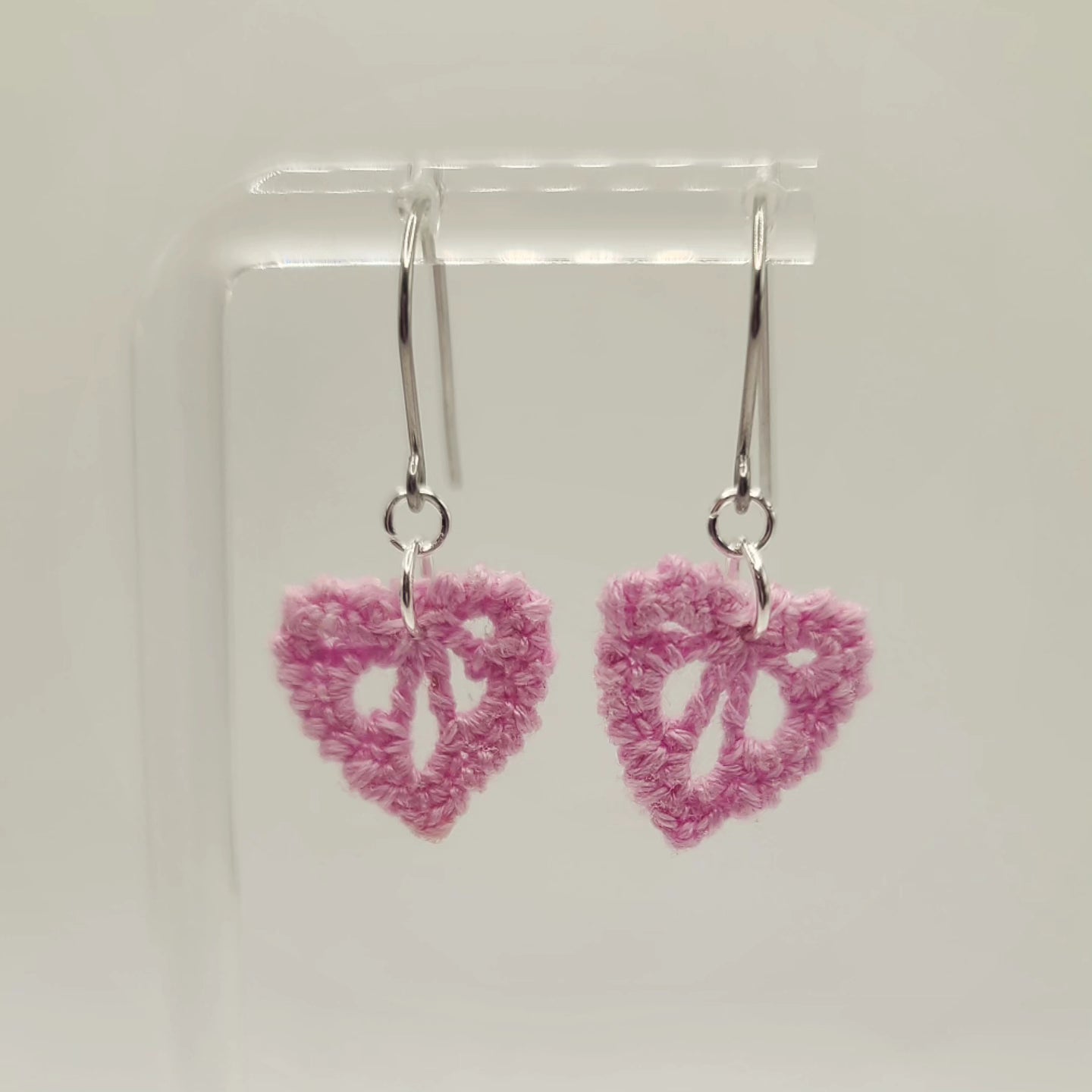 Small lace hearts 💕